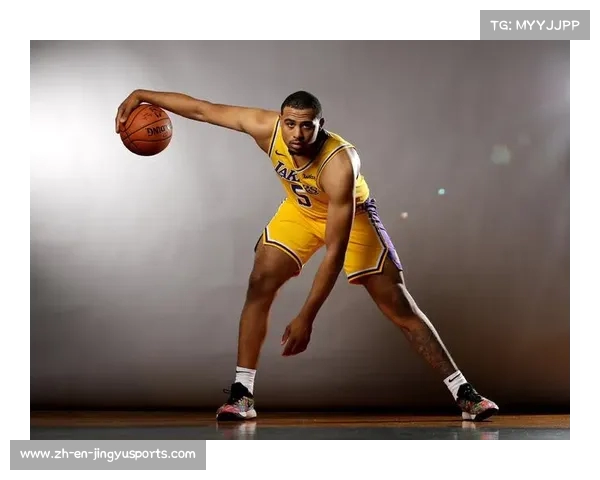 霍顿塔克砍下赛季新高27分6助攻助队胜出表现抢眼 霍顿塔克砍下赛季新高27分6助攻助队胜出表现抢眼