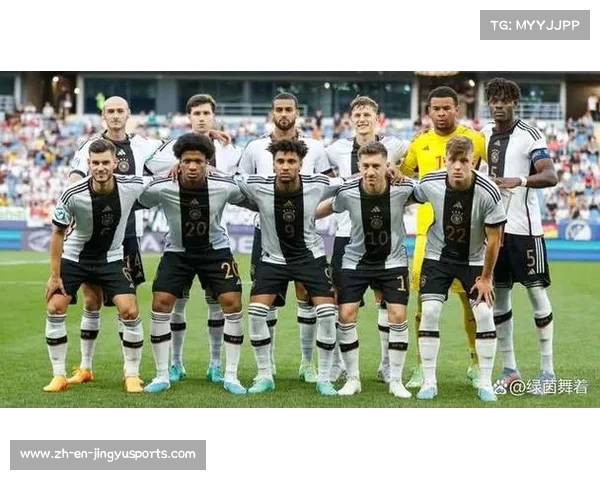 德国队2024欧洲杯球衣谍照曝光全新设计引发球迷热议