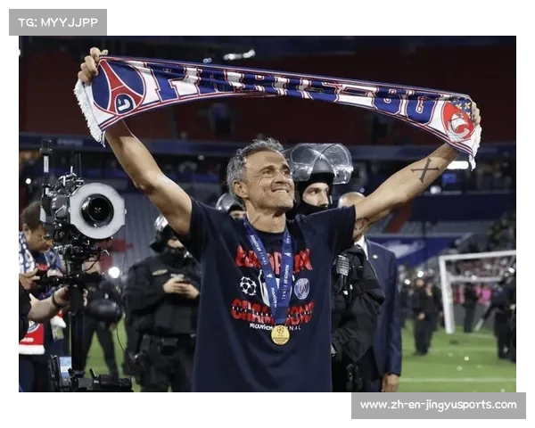 恩里克强调团队协作:11名球星的价值超越单一巨星的光芒 恩里克强调团队协作:11名球星的价值超越单一巨星的光芒